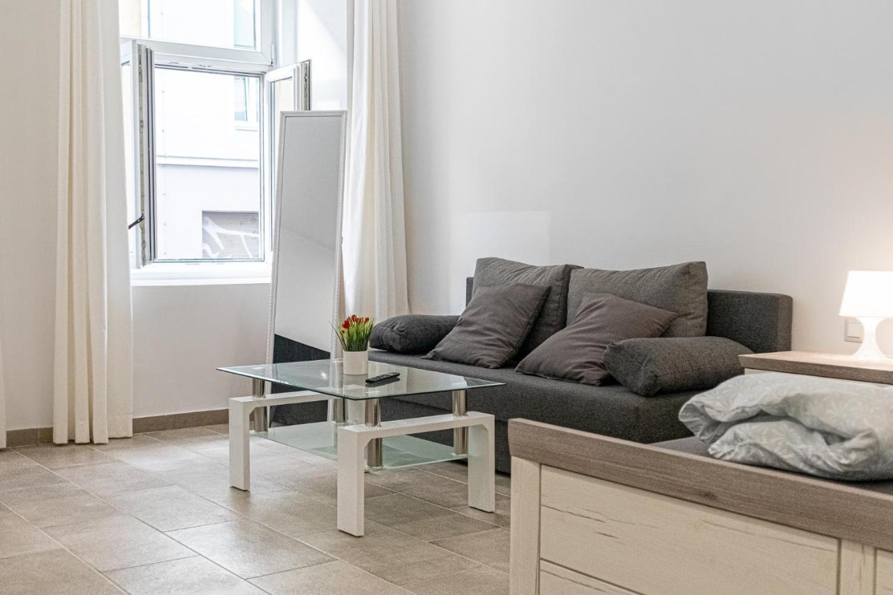 וינה 9 Min From City Center - Beautiful Studio Near U1 Reumannplatz מראה חיצוני תמונה