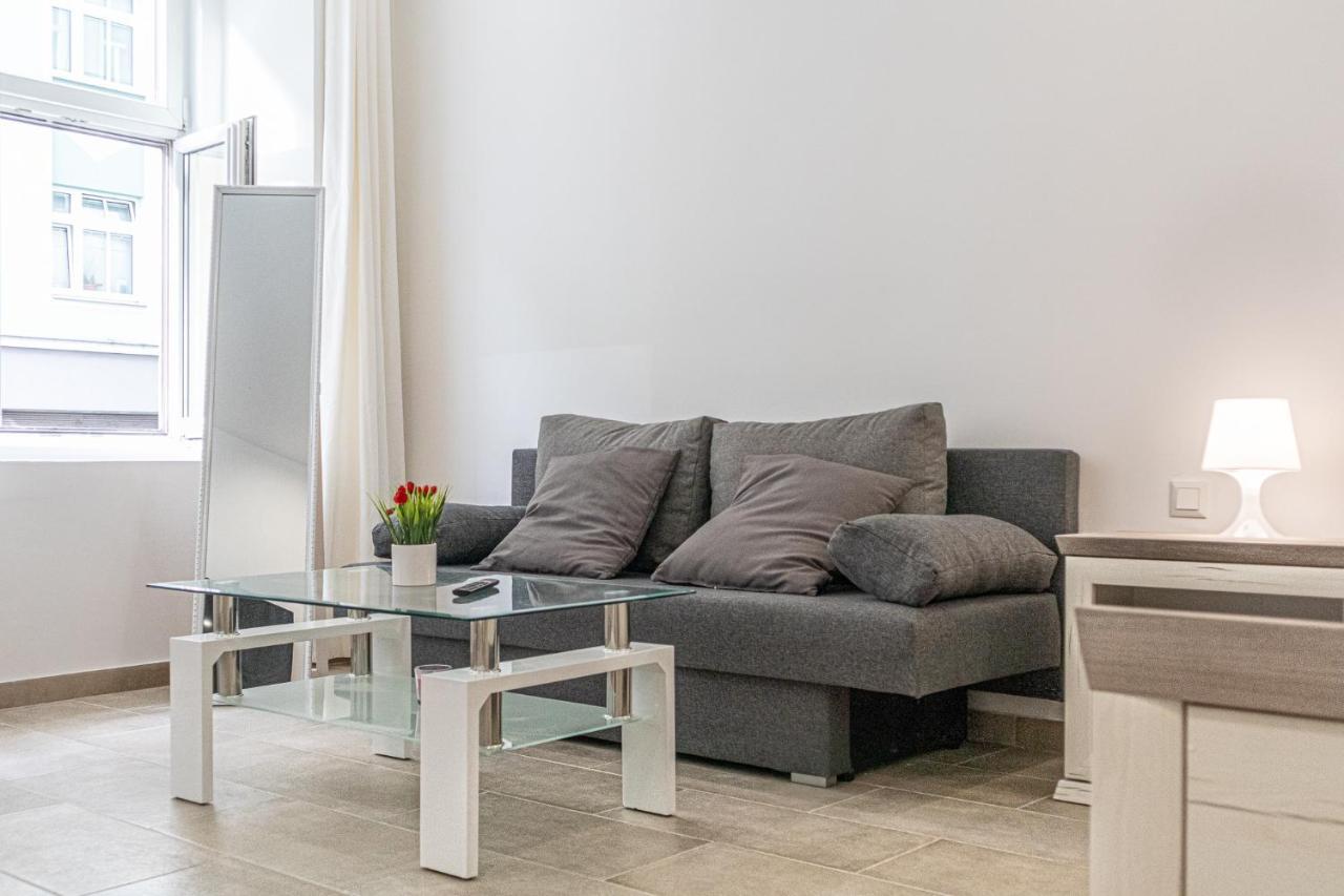 וינה 9 Min From City Center - Beautiful Studio Near U1 Reumannplatz מראה חיצוני תמונה