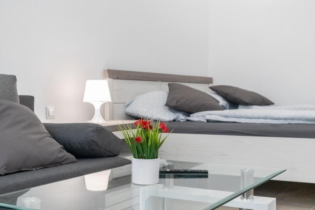וינה 9 Min From City Center - Beautiful Studio Near U1 Reumannplatz מראה חיצוני תמונה