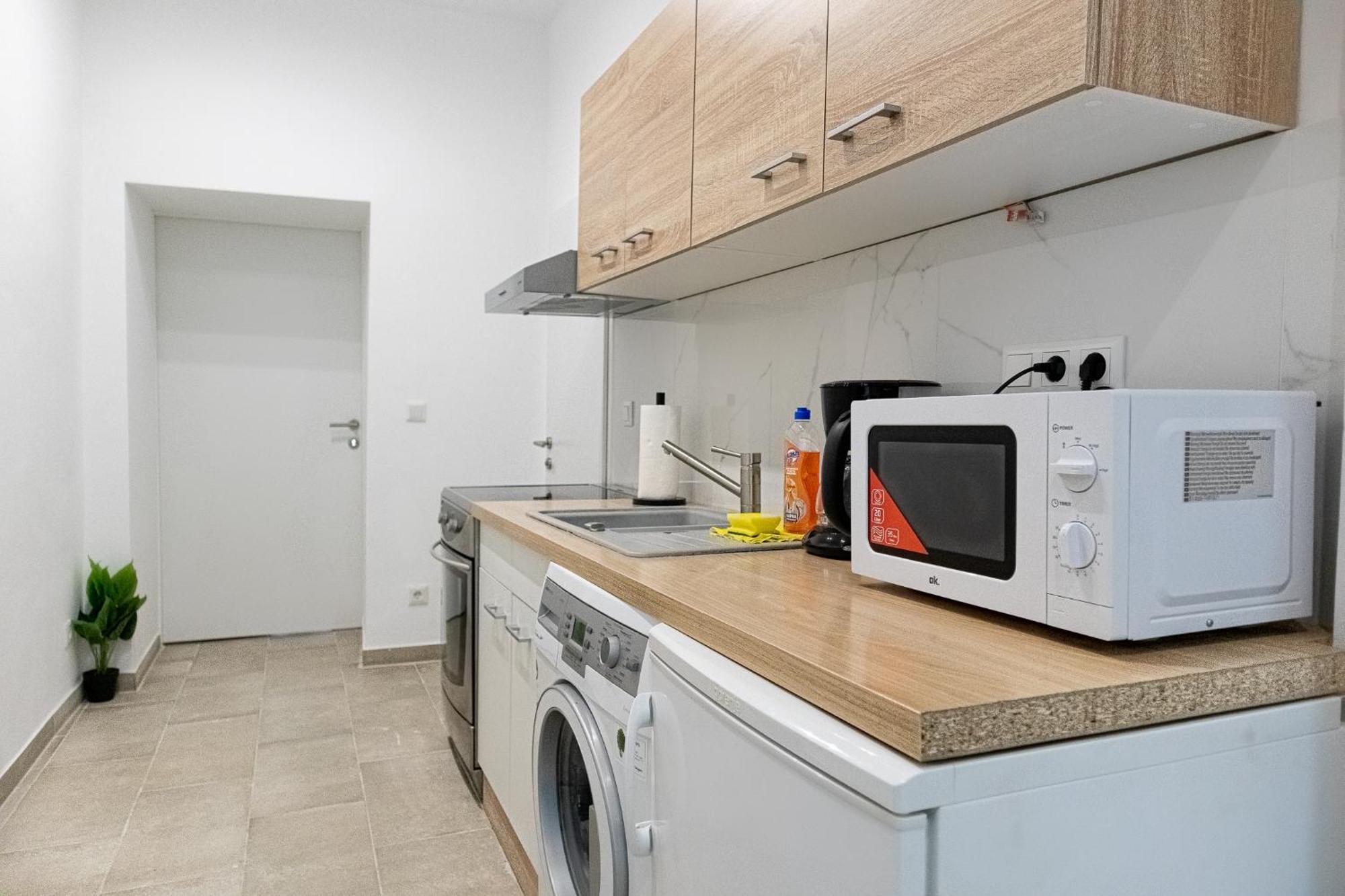 וינה 9 Min From City Center - Beautiful Studio Near U1 Reumannplatz מראה חיצוני תמונה